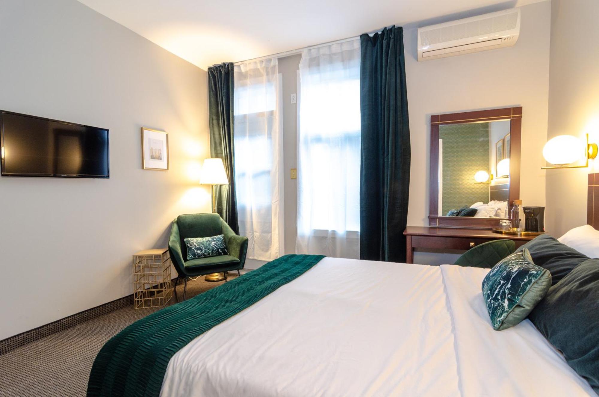 Hotel Dorion Montréal Esterno foto