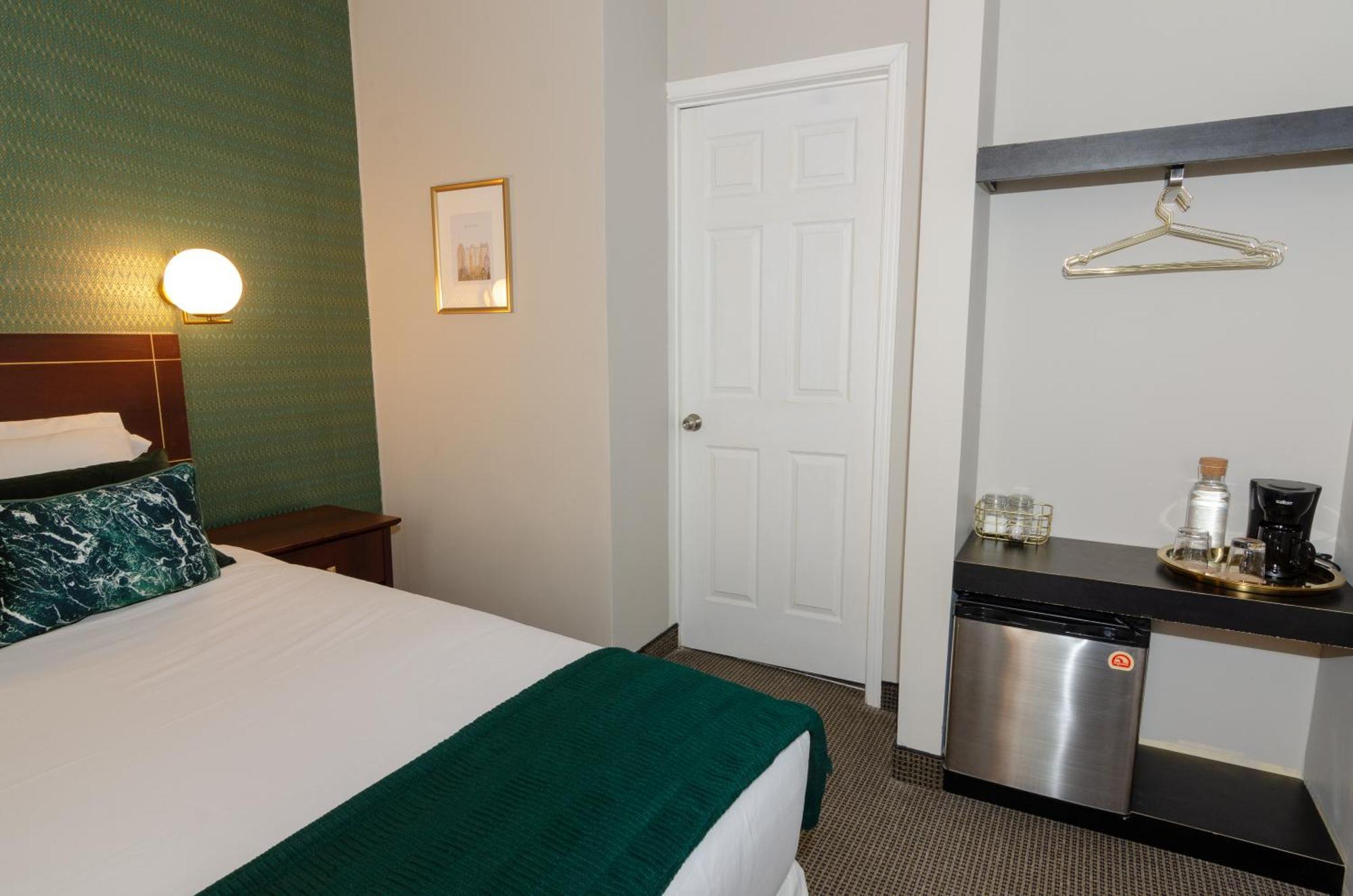 Hotel Dorion Montréal Esterno foto